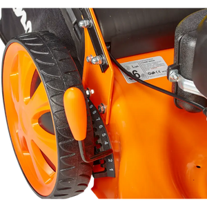 Cortacésped plus ANOVA CC246T - Grupo Dila