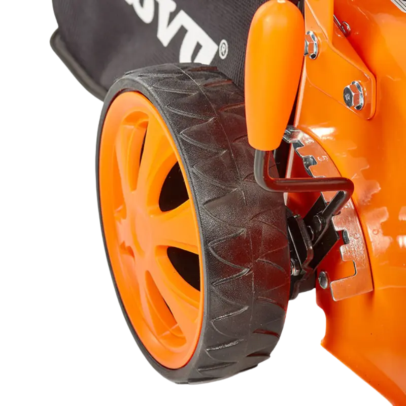 Cortacésped plus ANOVA CE246 - Grupo Dila